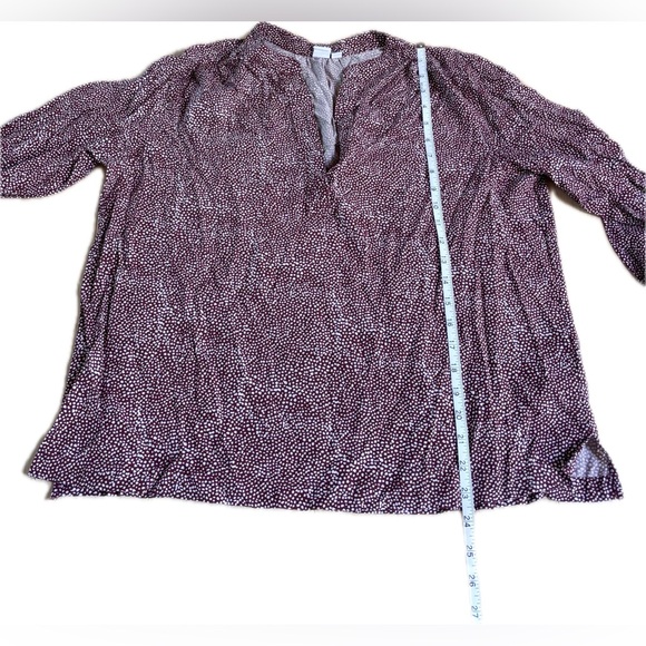 Gap Purple and White Rayon V-Neck Blouse - Picture 4 of 4